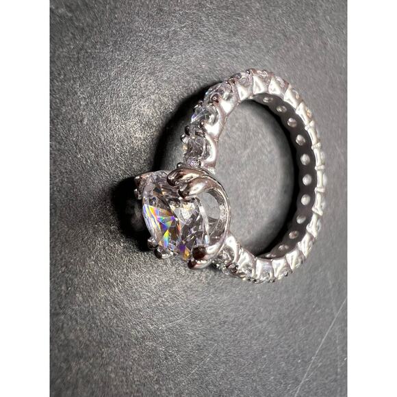 Cubic zirconia sterling silver ring size 7 - Picture 4 of 16